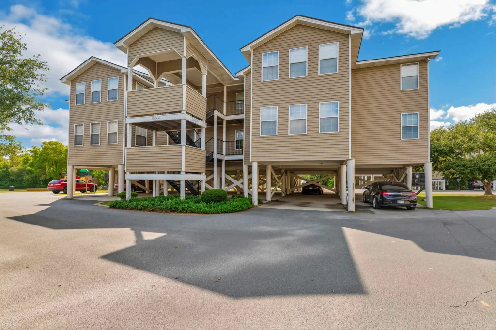 king george apartments savannah ga exterior